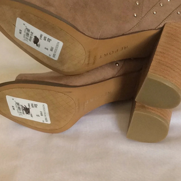 NWT Report Tan Studded Open-Toe Booties Size 10 - Picture 8 of 10